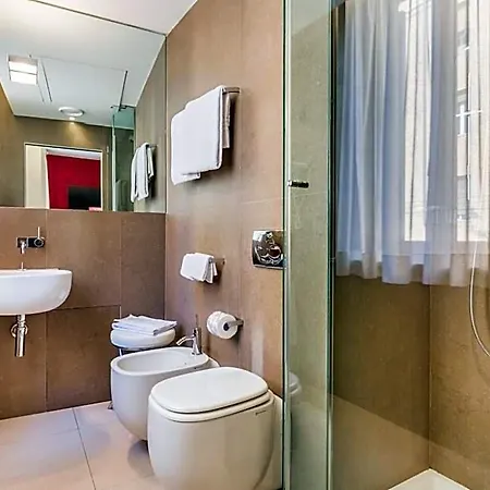 Savoy 4*