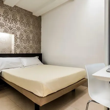 酒店 萨伏伊酒店 4*